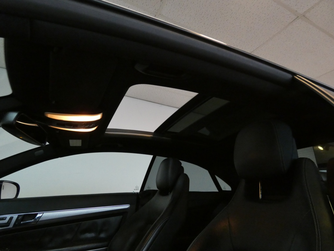 Foto van Mercedes-Benz E 500