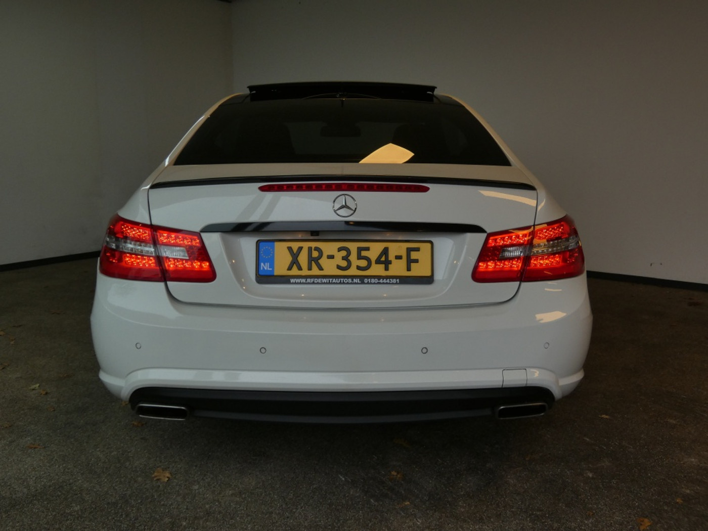 Foto van Mercedes-Benz E 500