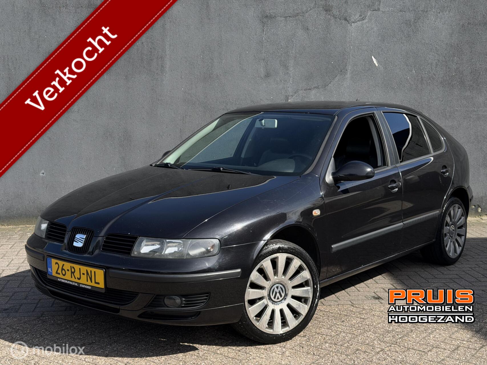 Seat Leon 1.6-16V Sport -RECARO-AIRCO- Apk (08-2026) *INRUIL MOGELIJK* 2005 - voorkant