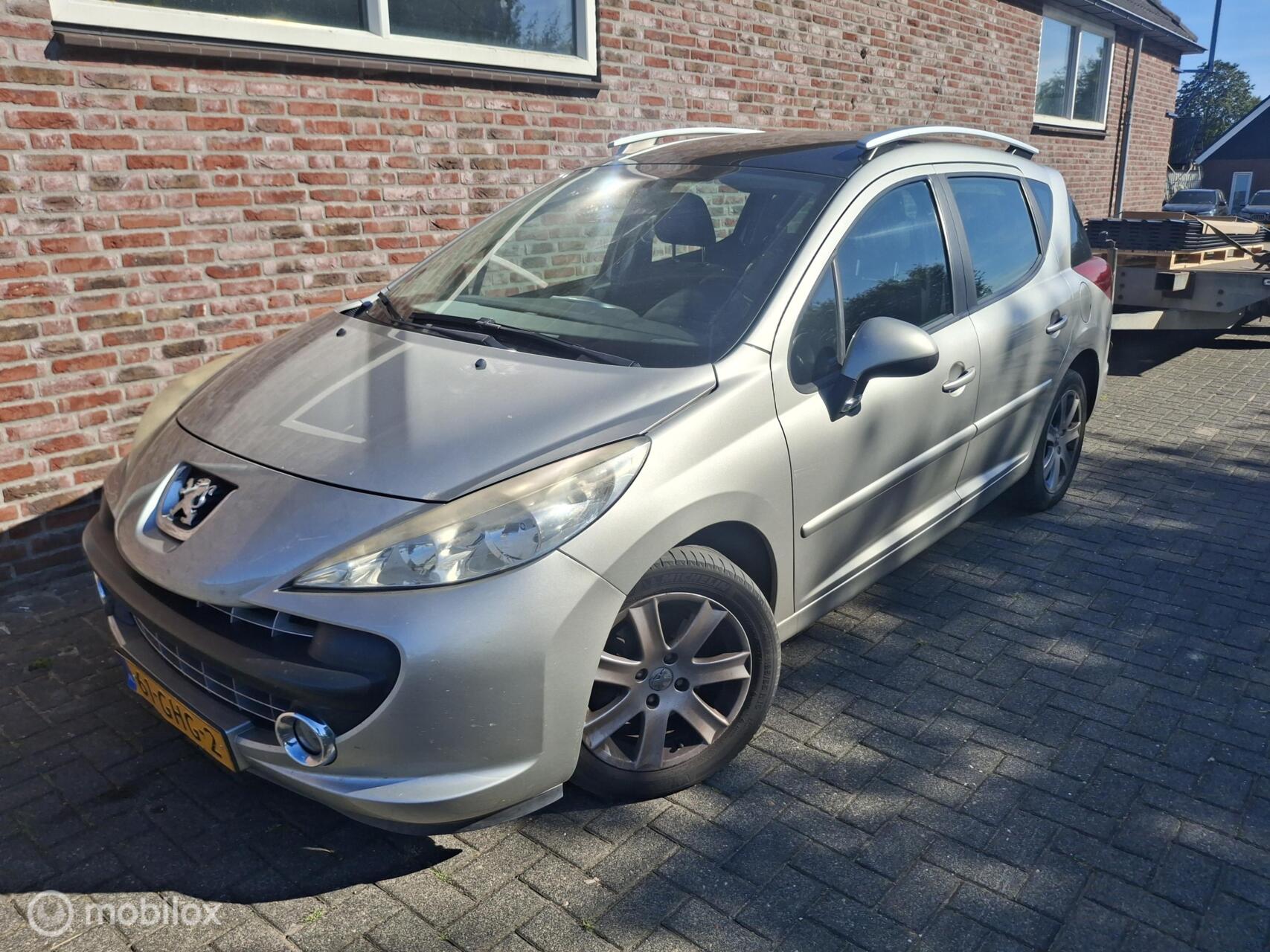 Peugeot 207 SW 1.6 VTi XS motor: 168.000km 2008 - voorkant