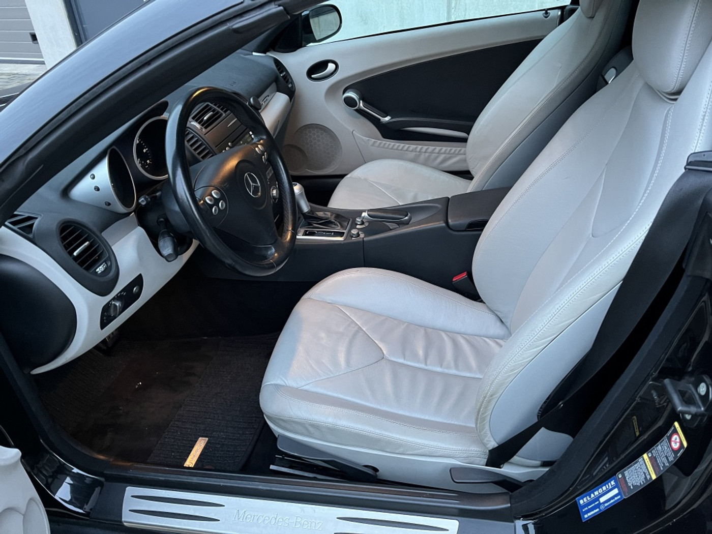 Foto van Mercedes-Benz SLK 280