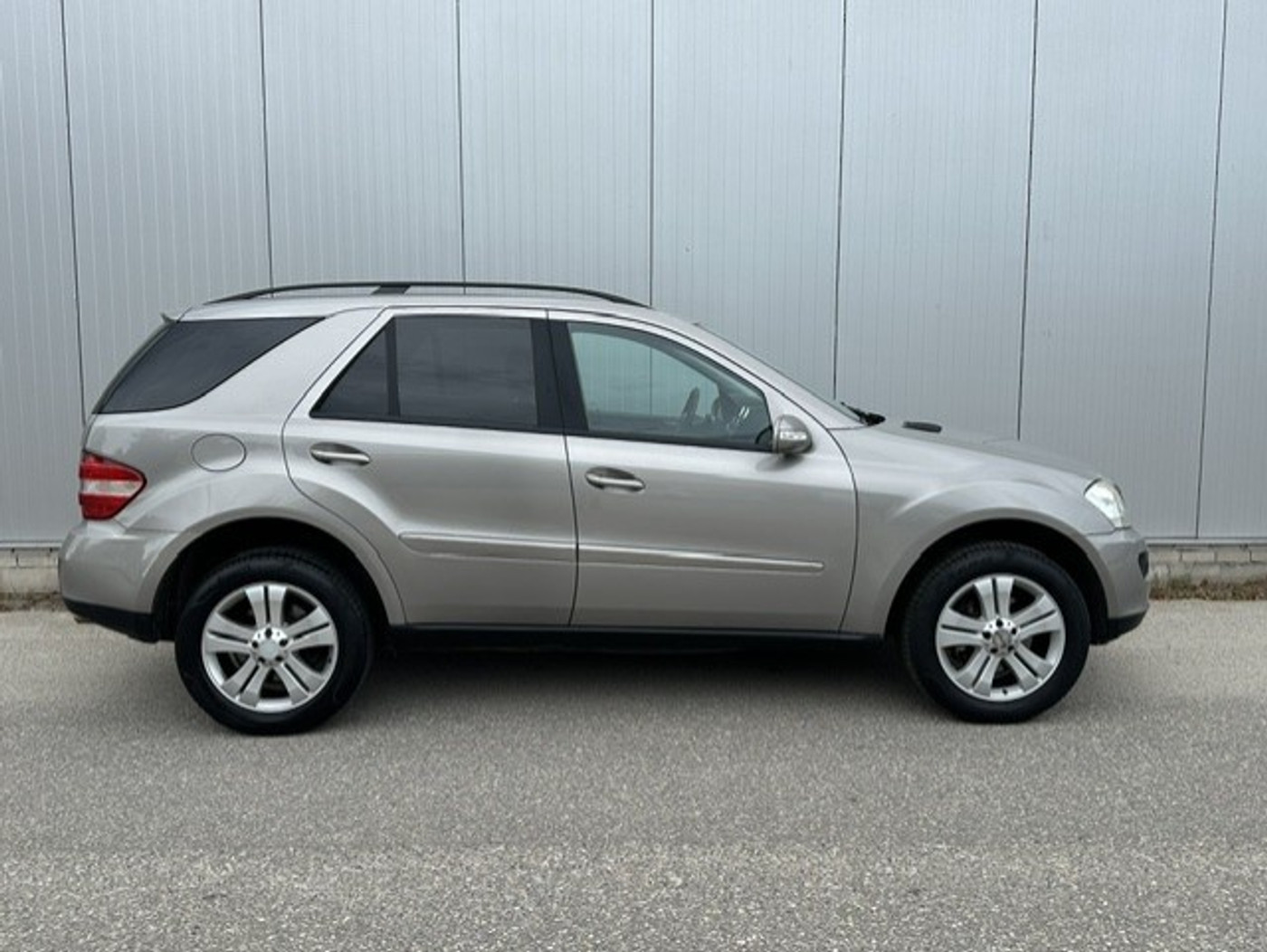 Foto van Mercedes-Benz ML 350