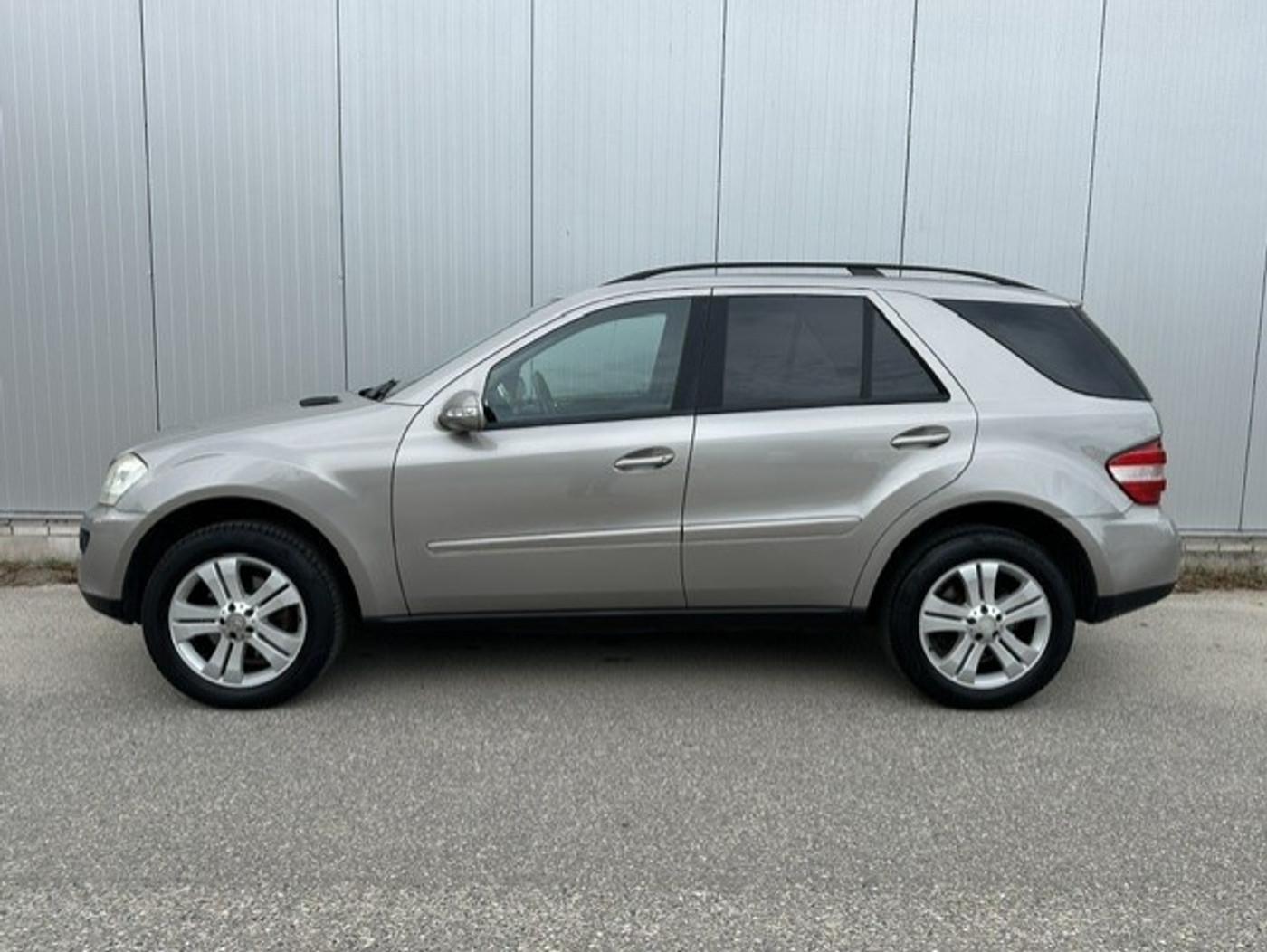 Foto van Mercedes-Benz ML 350