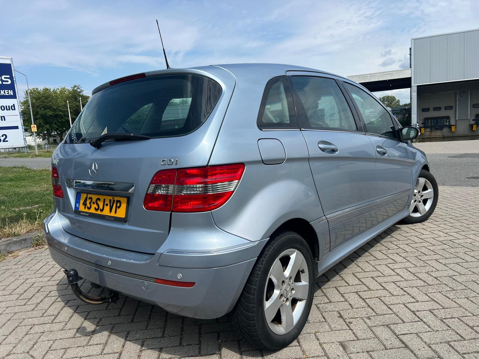Foto van Mercedes-Benz B 180 CDI