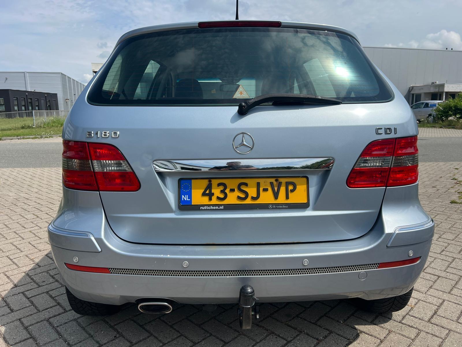 Foto van Mercedes-Benz B 180 CDI