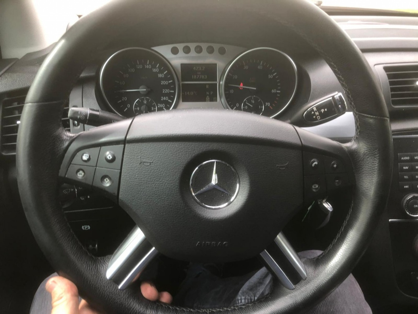 Foto van Mercedes-Benz R 350 4Matic