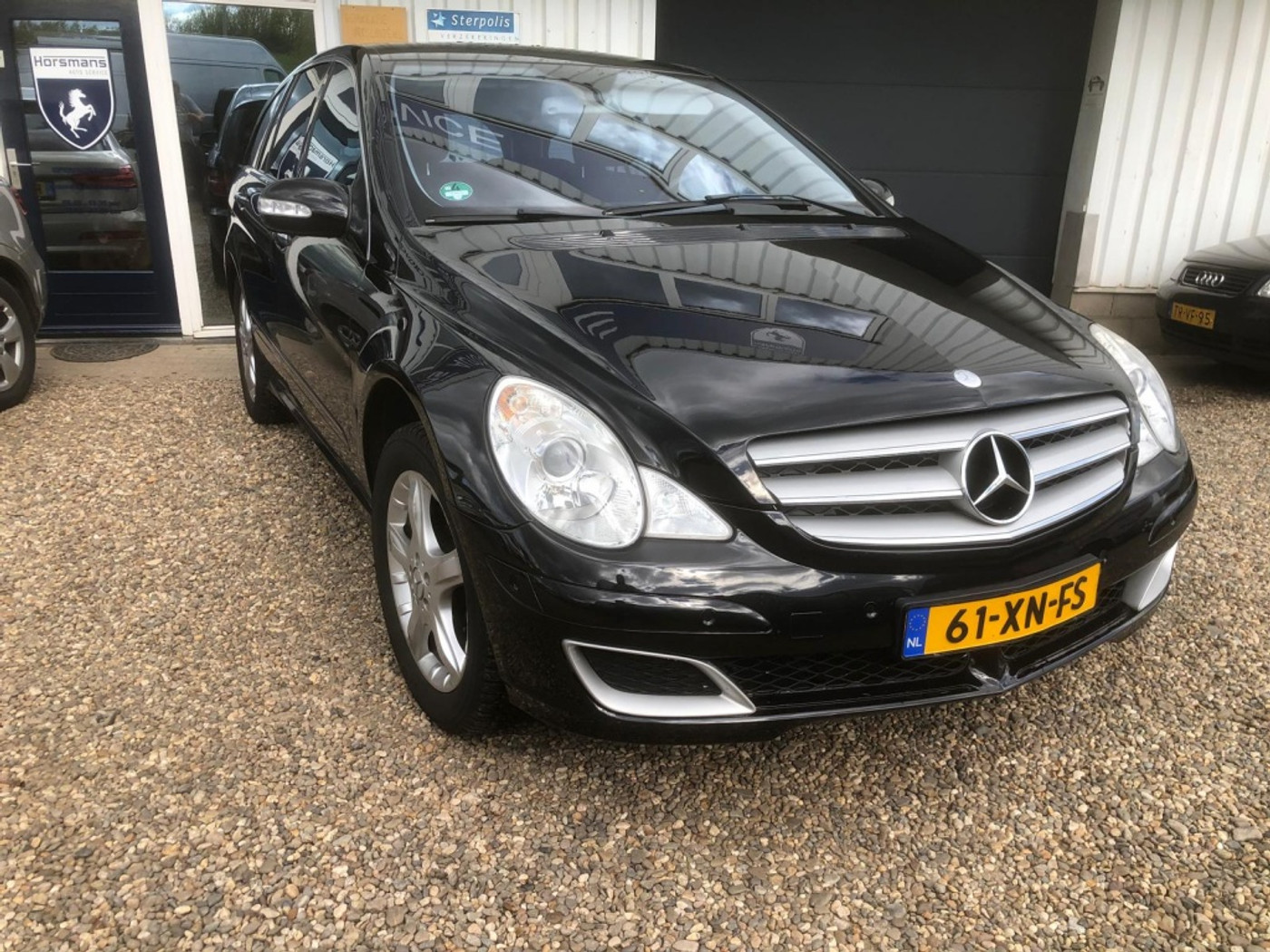 Foto van Mercedes-Benz R 350 4Matic