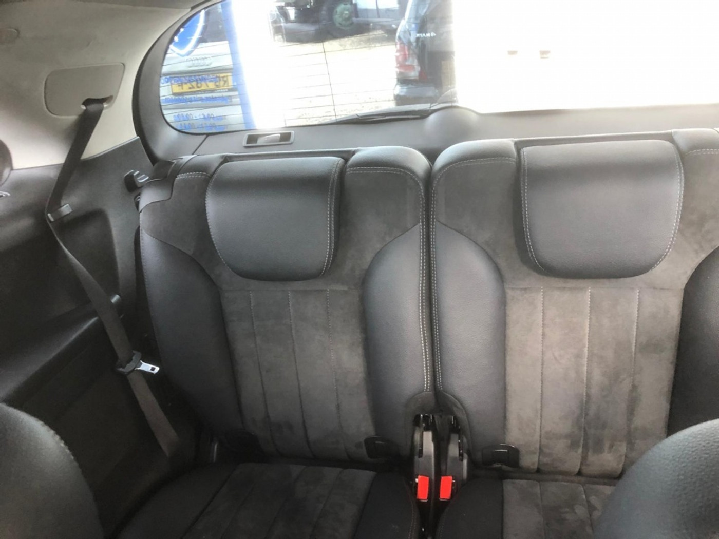 Foto van Mercedes-Benz R 350 4Matic
