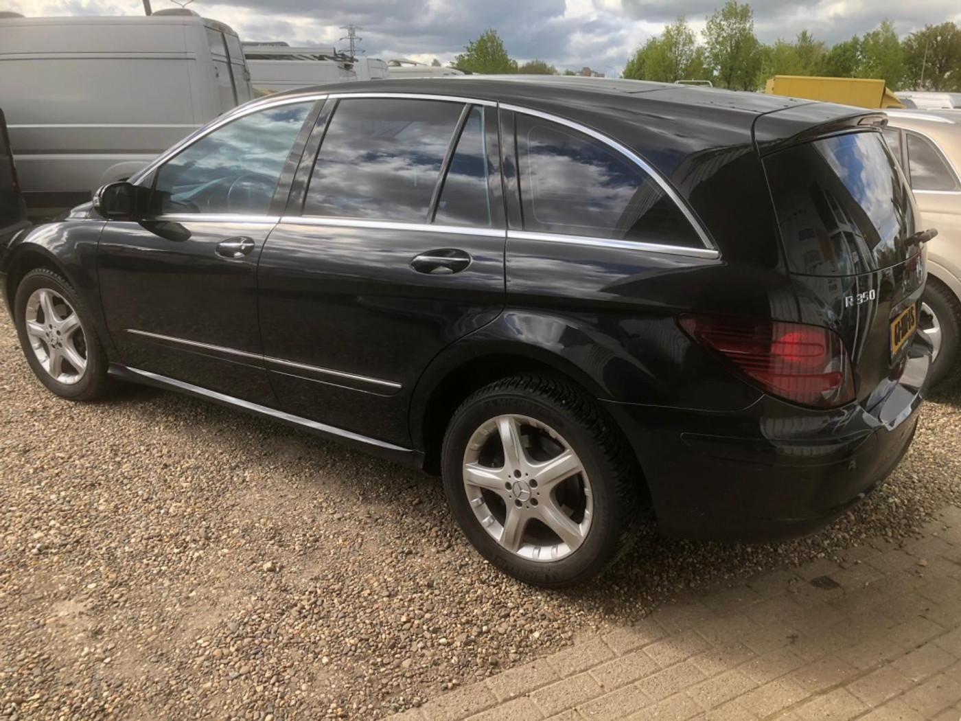 Foto van Mercedes-Benz R 350 4Matic