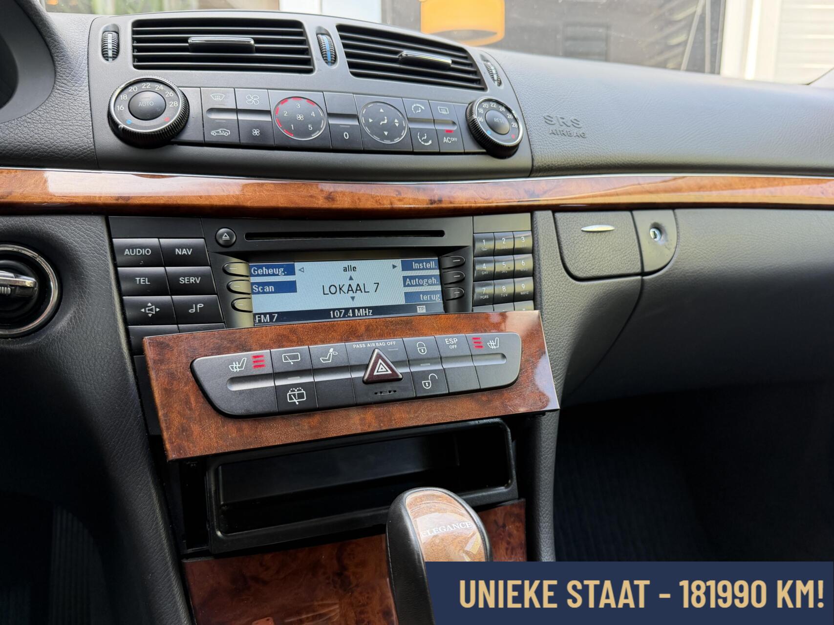 Foto van Mercedes-Benz E 320