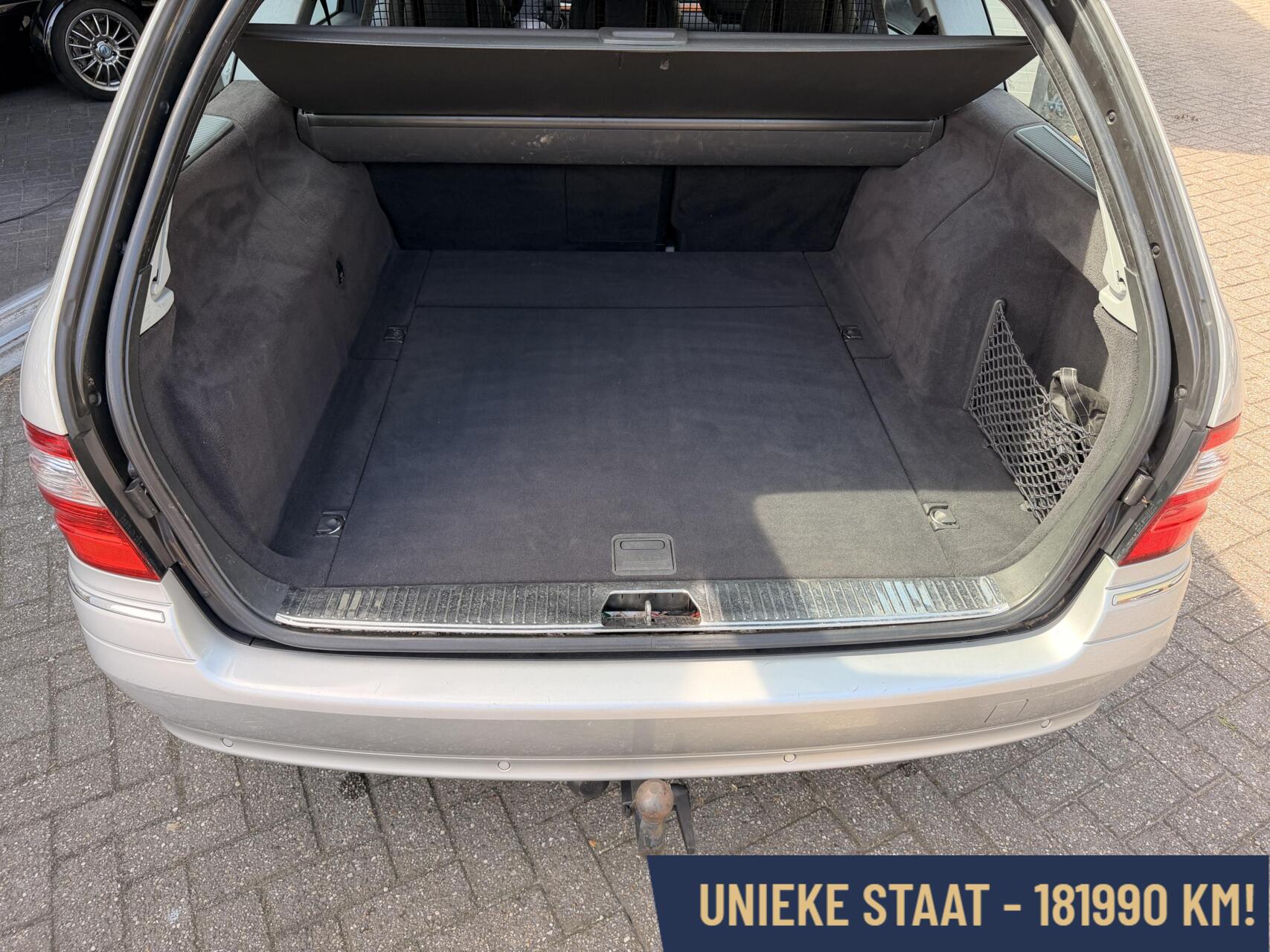Foto van Mercedes-Benz E 320