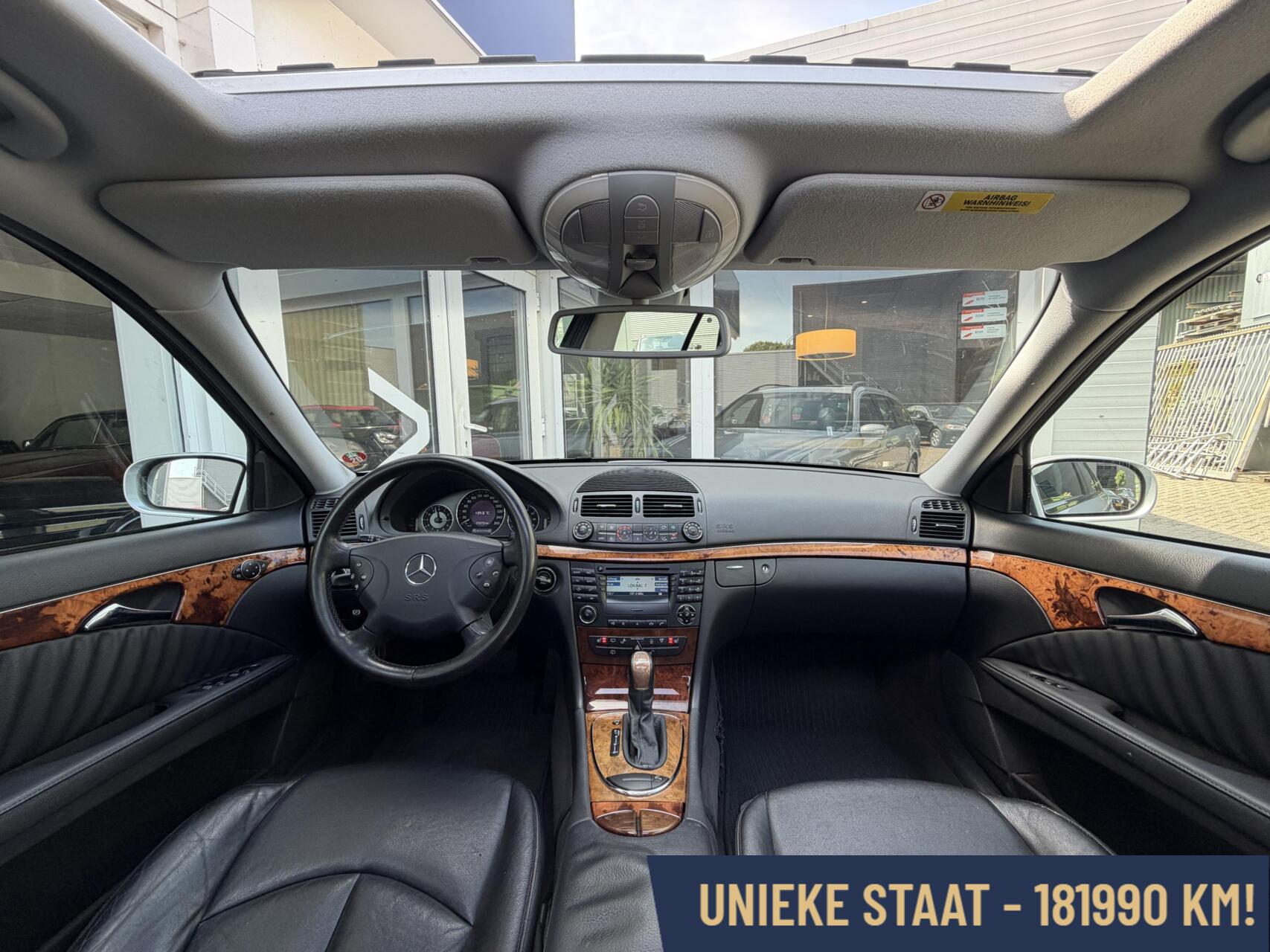 Foto van Mercedes-Benz E 320