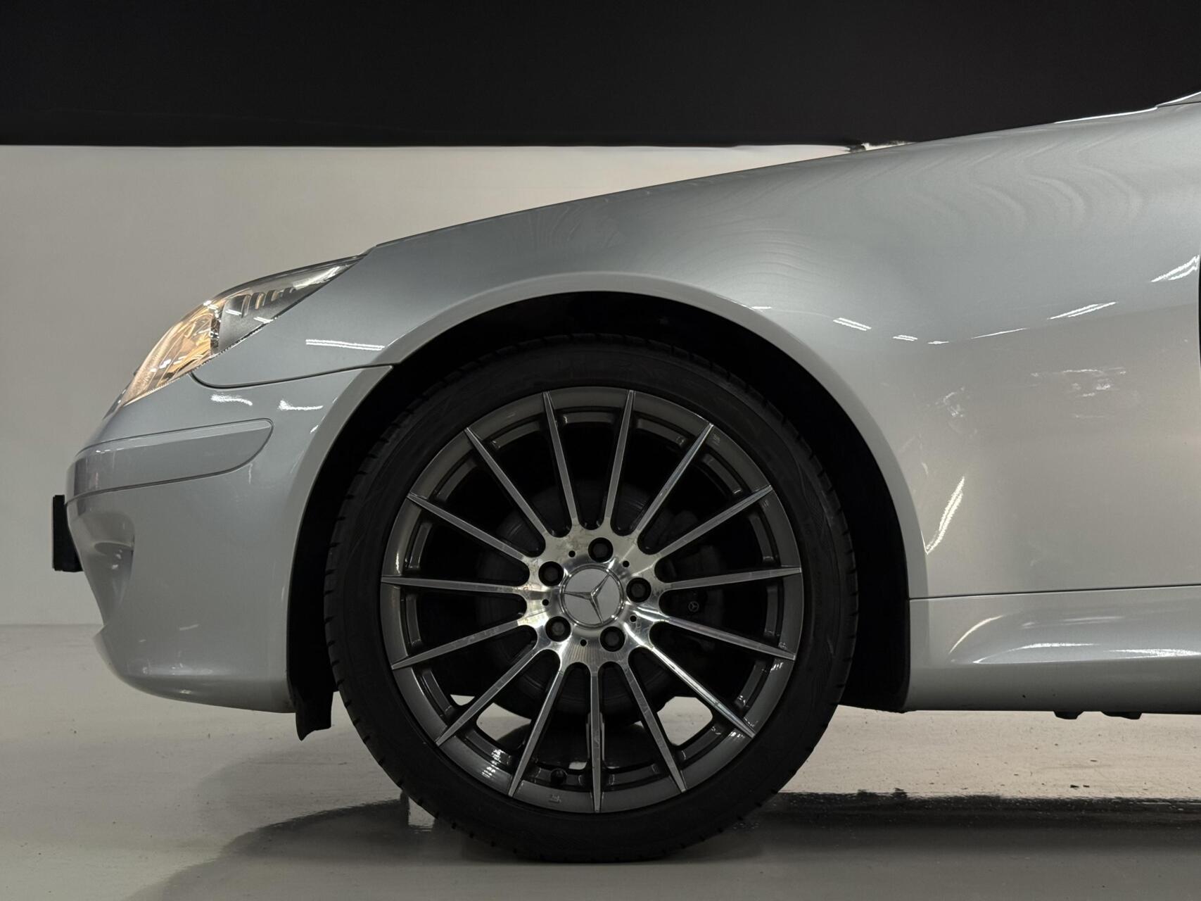 Foto van Mercedes-Benz SLK 200 Kompressor