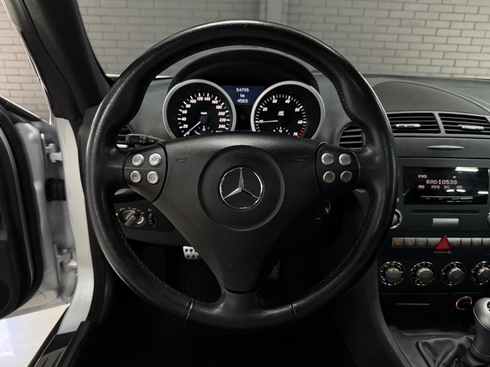 Foto van Mercedes-Benz SLK 200 Kompressor