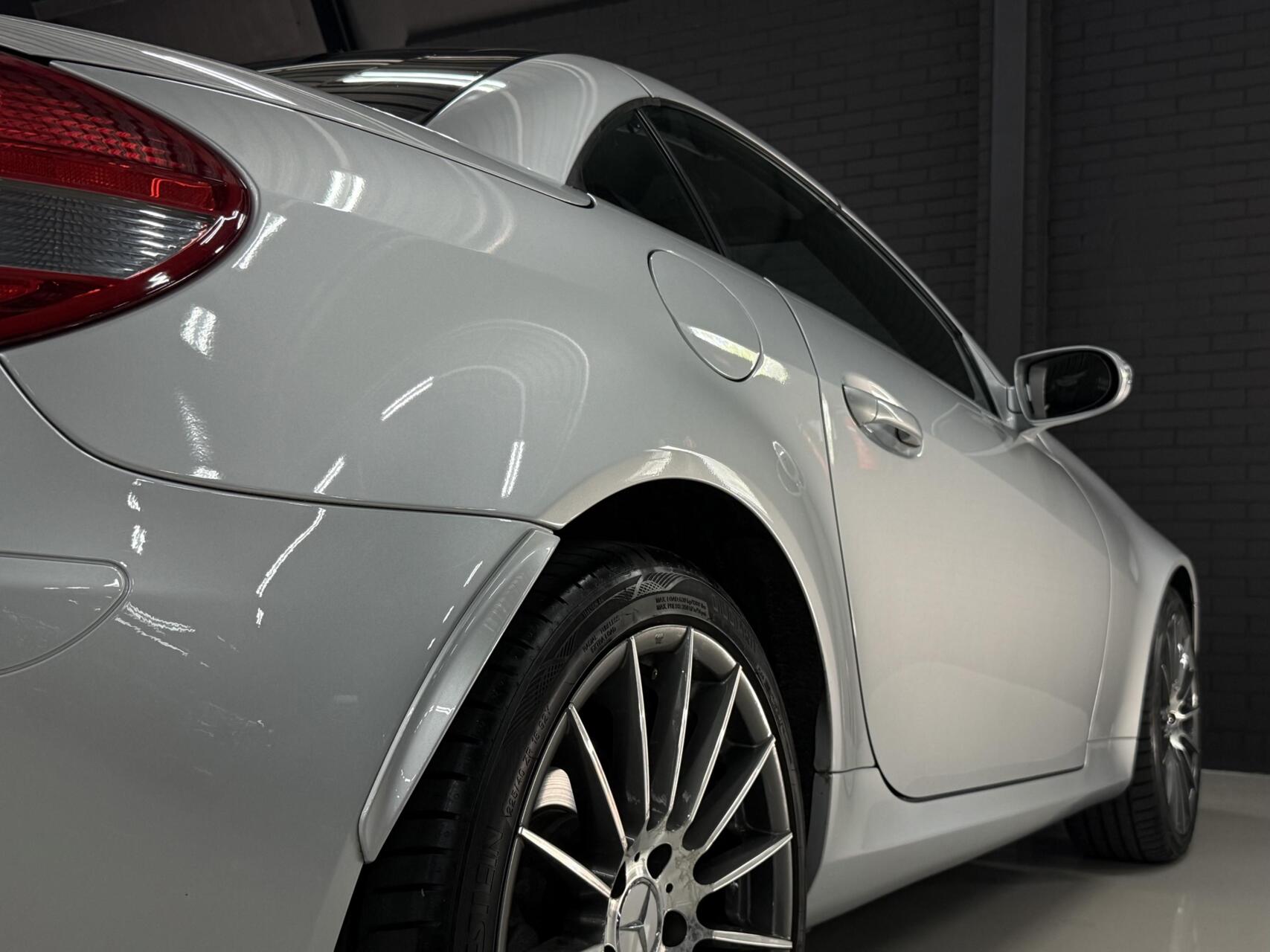 Foto van Mercedes-Benz SLK 200 Kompressor