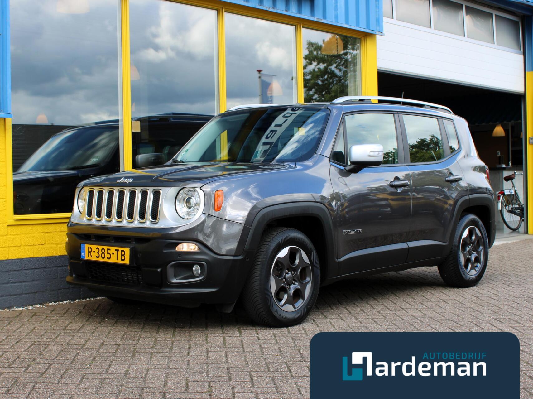 Jeep Renegade 1.4 MultiAir Limited Automaat 2017 - voorkant