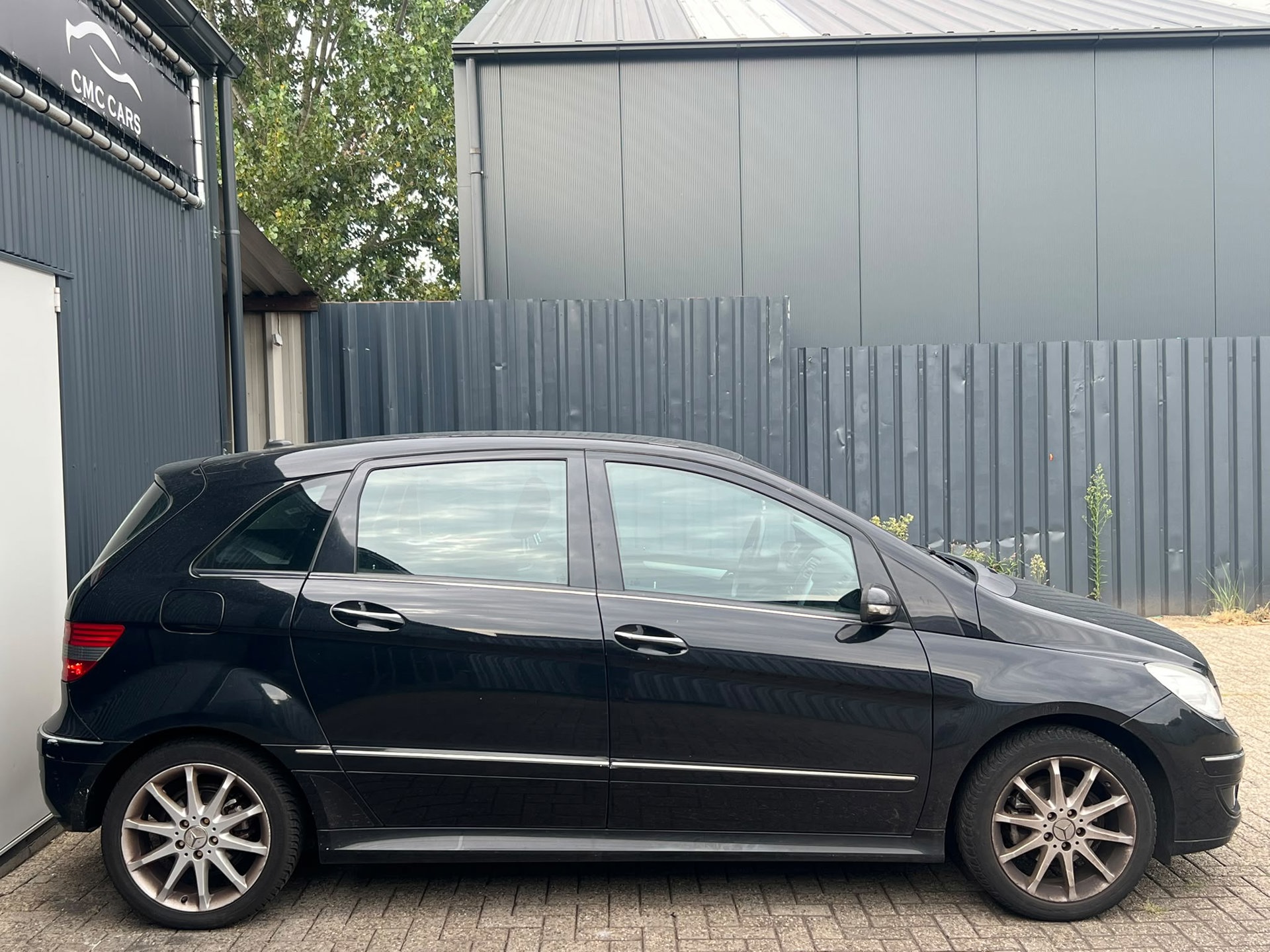 Foto van Mercedes-Benz B 150