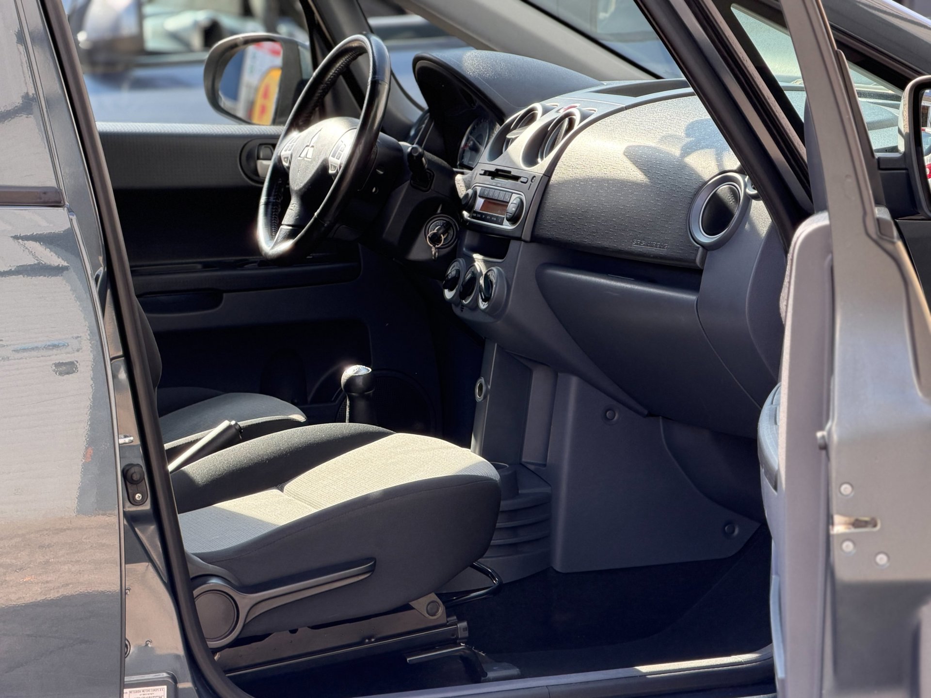 Foto van Mitsubishi Mitsubishi Colt