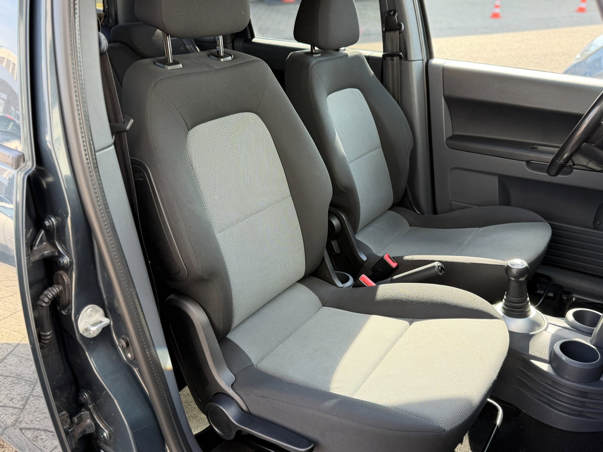Foto van Mitsubishi Mitsubishi Colt