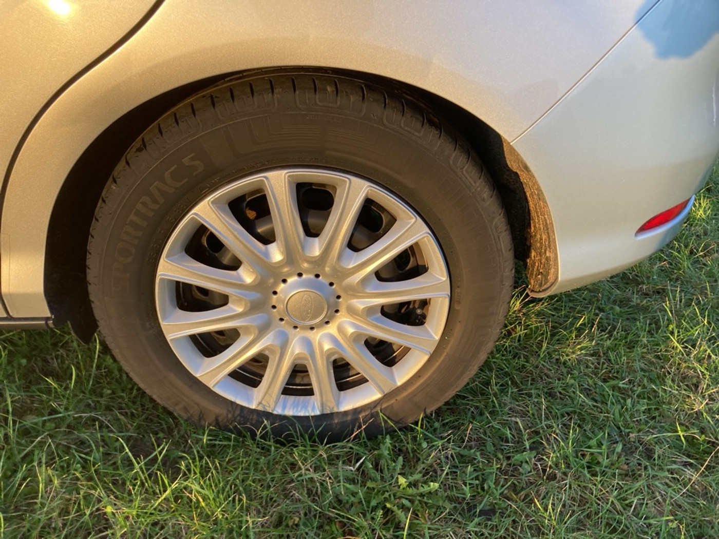Foto van Ford B-max