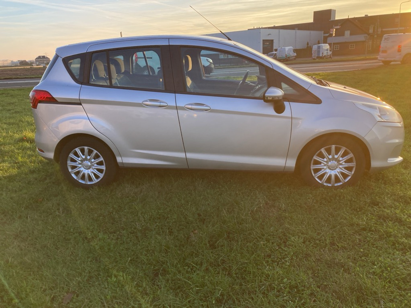 Foto van Ford B-max