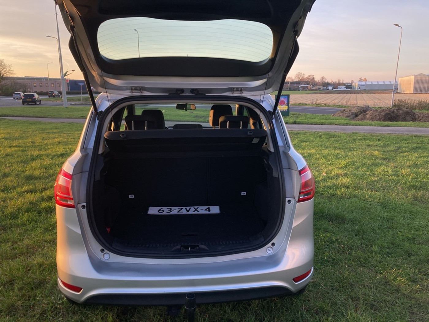 Foto van Ford B-max