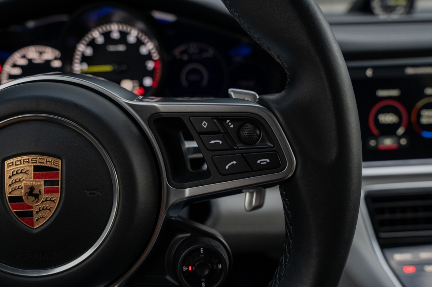 Foto van Porsche Panamera 4 E-hybrid