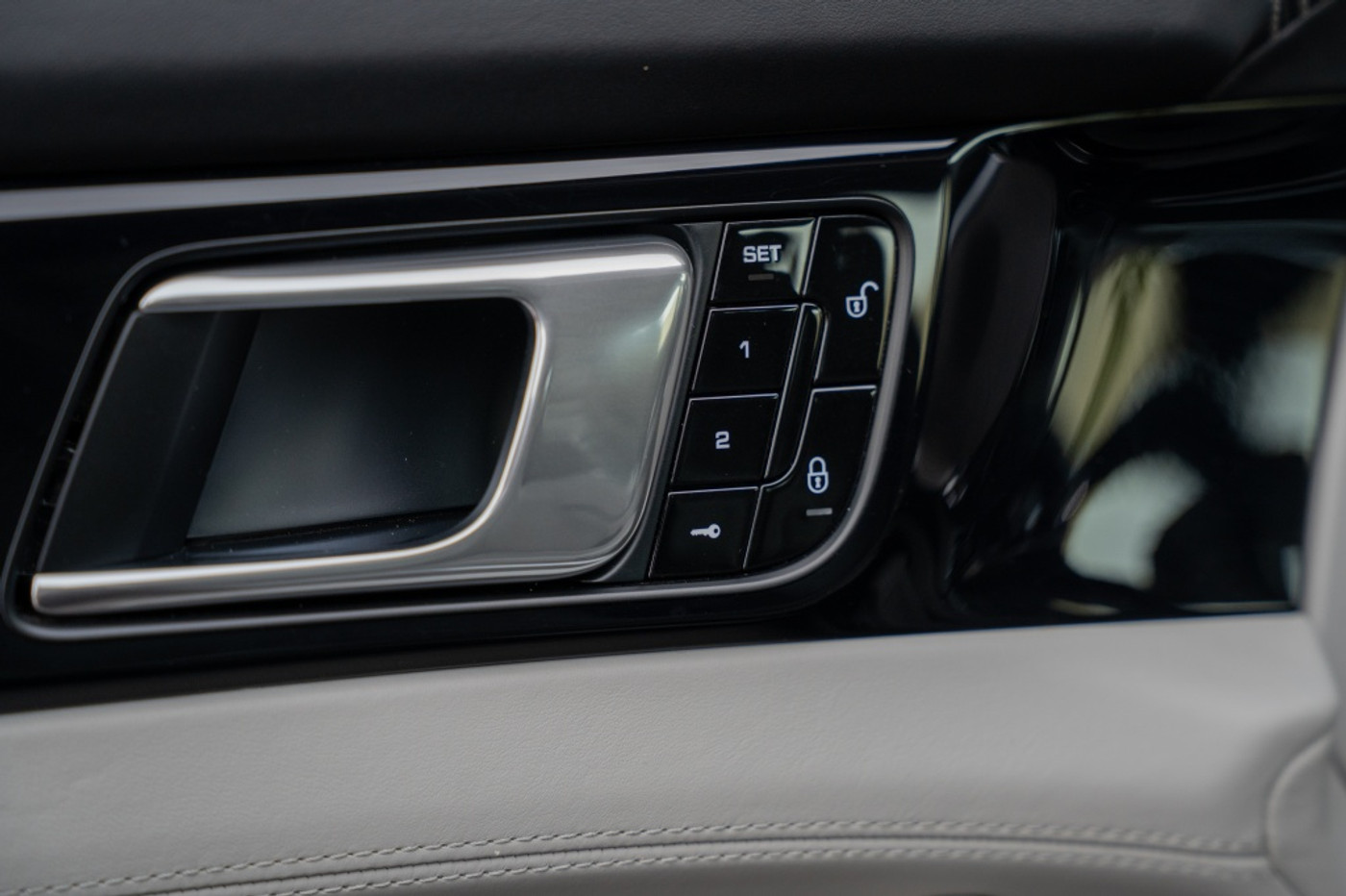 Foto van Porsche Panamera 4 E-hybrid