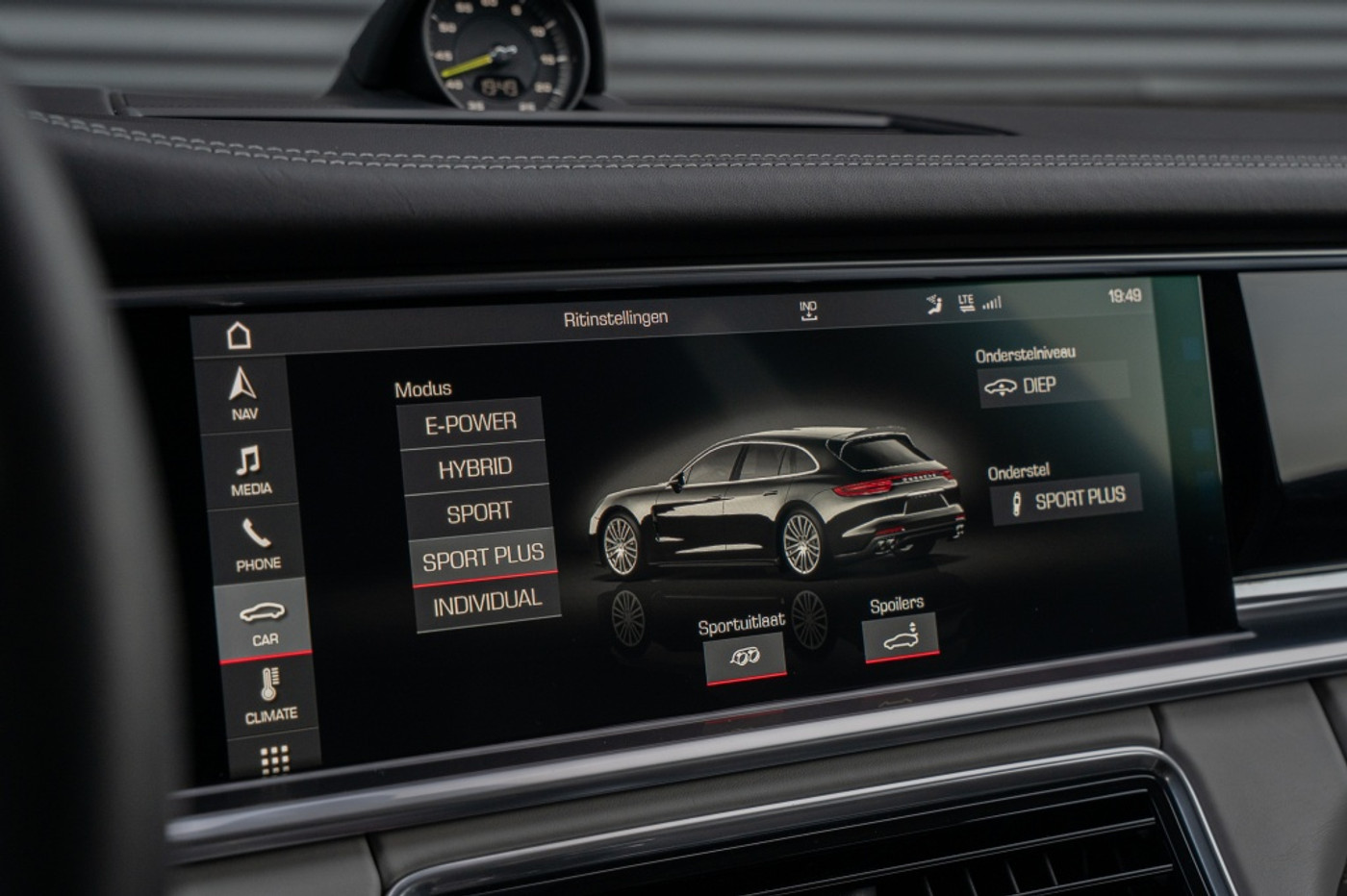 Foto van Porsche Panamera 4 E-hybrid