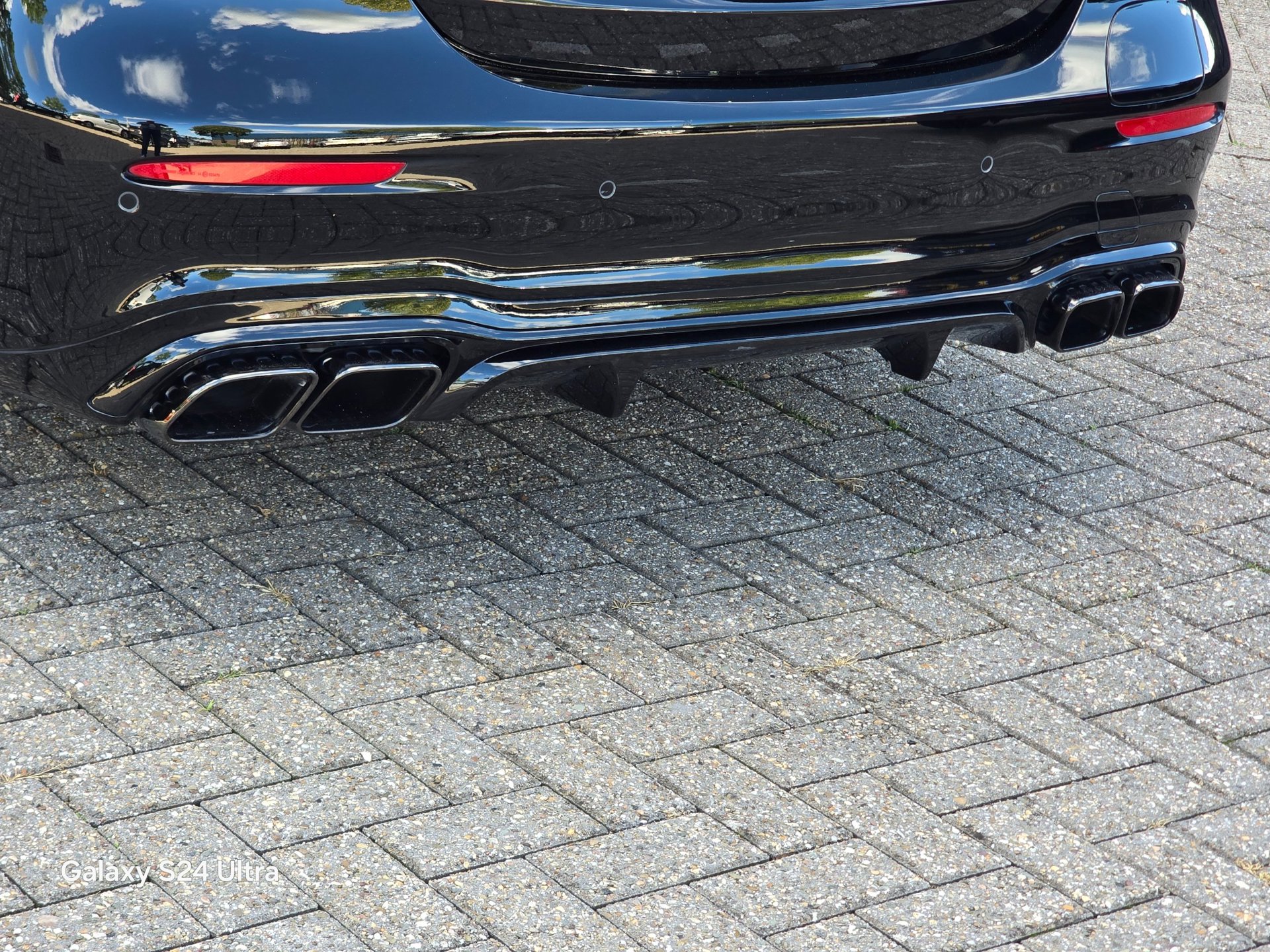 Foto van Mercedes-Benz E 300 E 4Matic