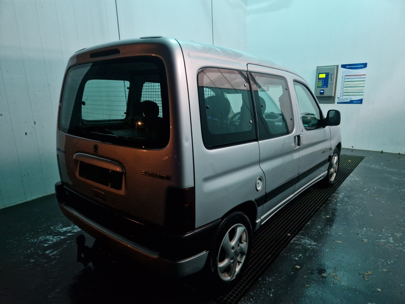 Foto van Peugeot Partner MPV