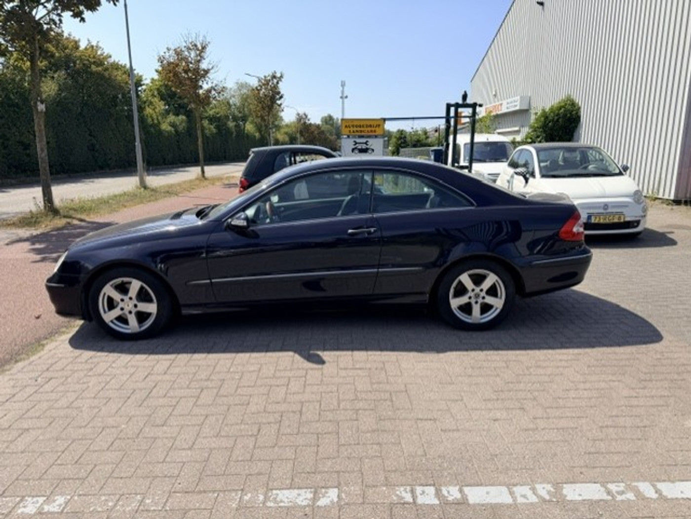 Foto van Mercedes-Benz CLK 320