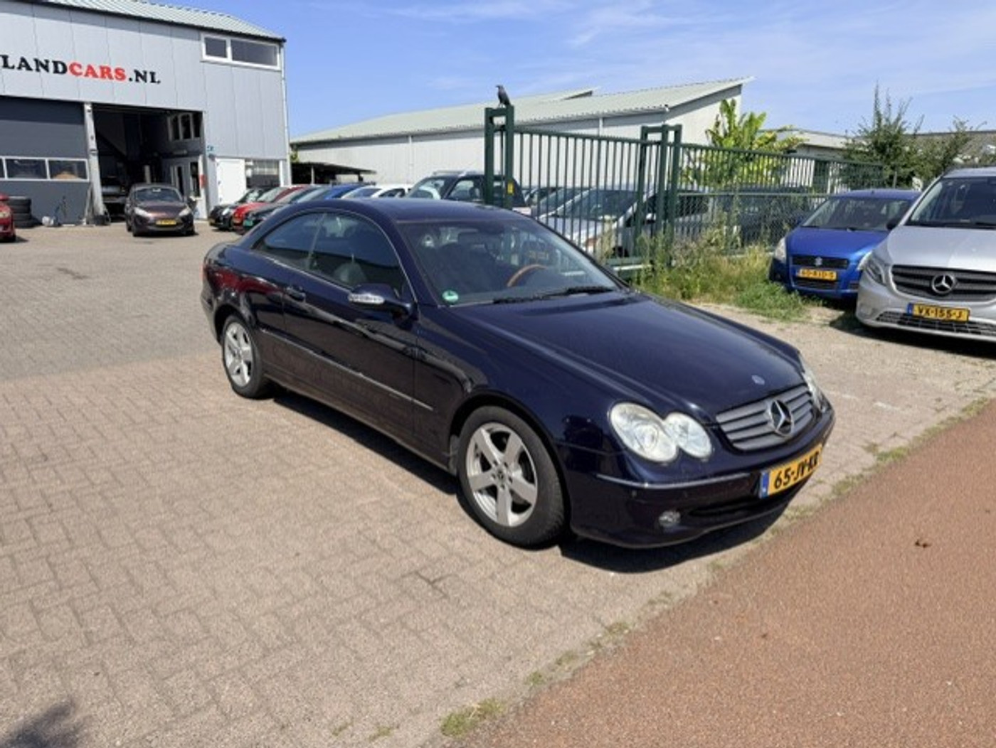 Foto van Mercedes-Benz CLK 320