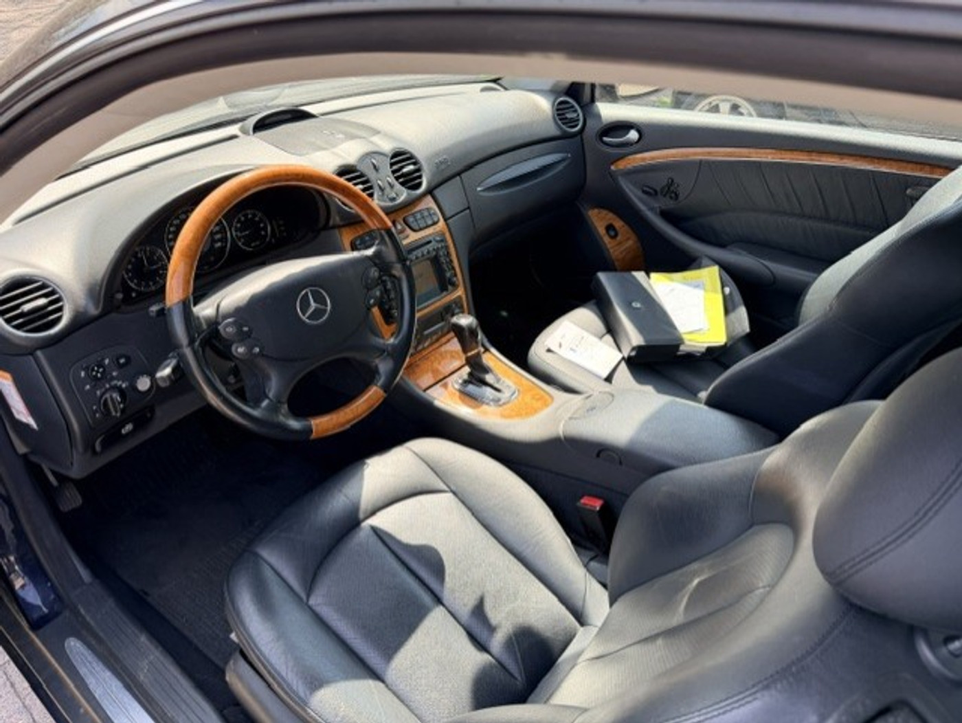 Foto van Mercedes-Benz CLK 320