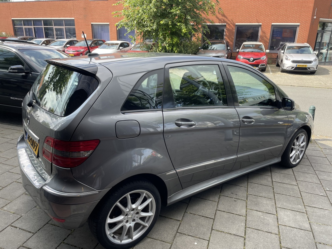 Foto van Mercedes-Benz B 170