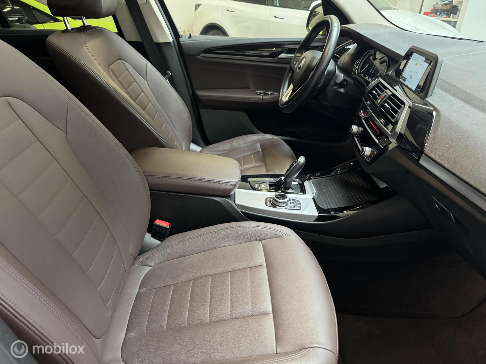 Foto van BMW X3 Xdrive20d