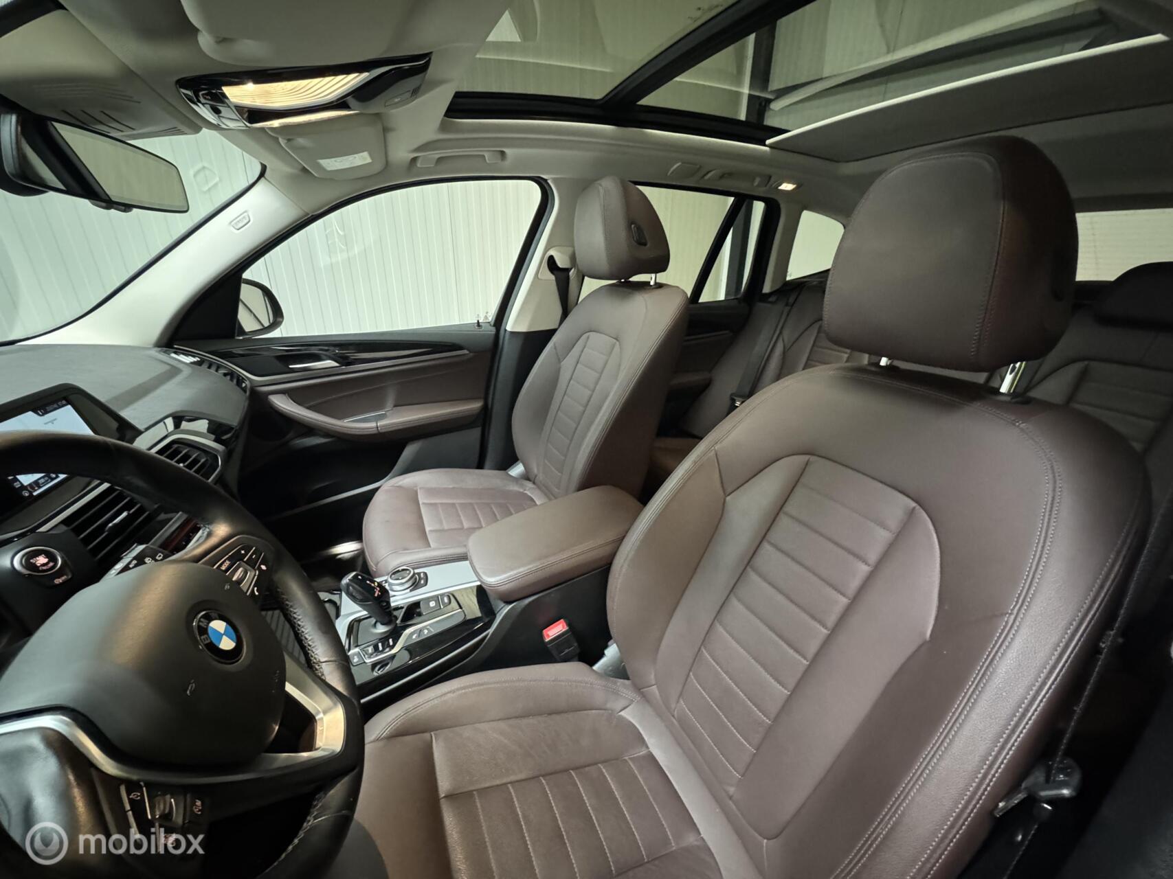 Foto van BMW X3 Xdrive20d