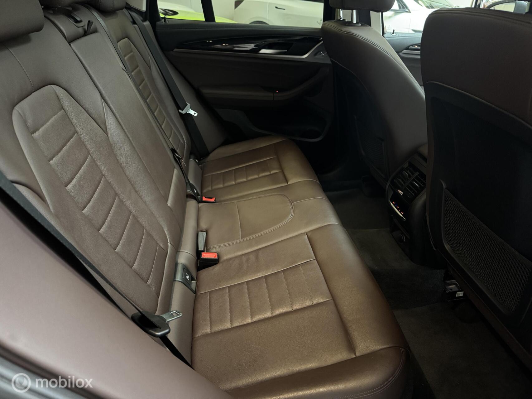 Foto van BMW X3 Xdrive20d