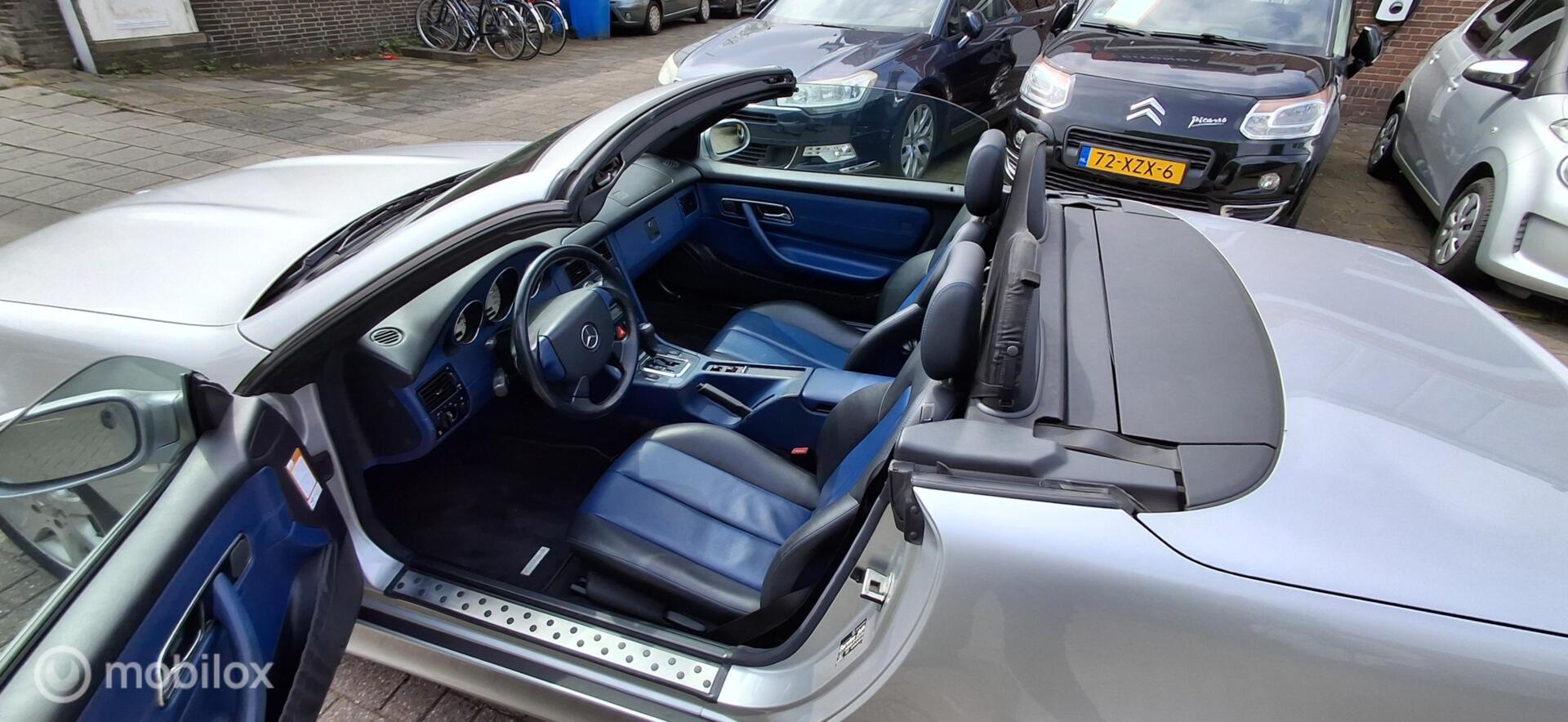 Foto van Mercedes-Benz SLK 230 Kompressor