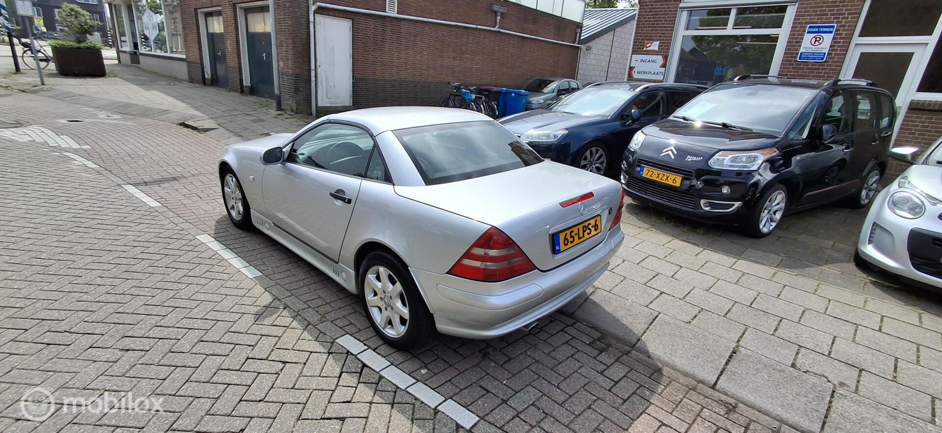 Foto van Mercedes-Benz SLK 230 Kompressor