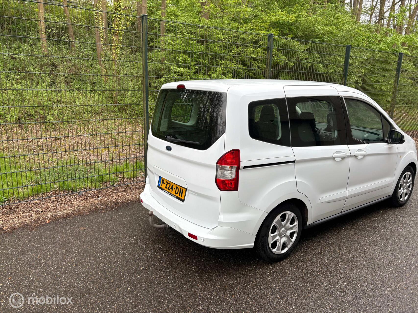 Foto van Ford Tourneo Courier