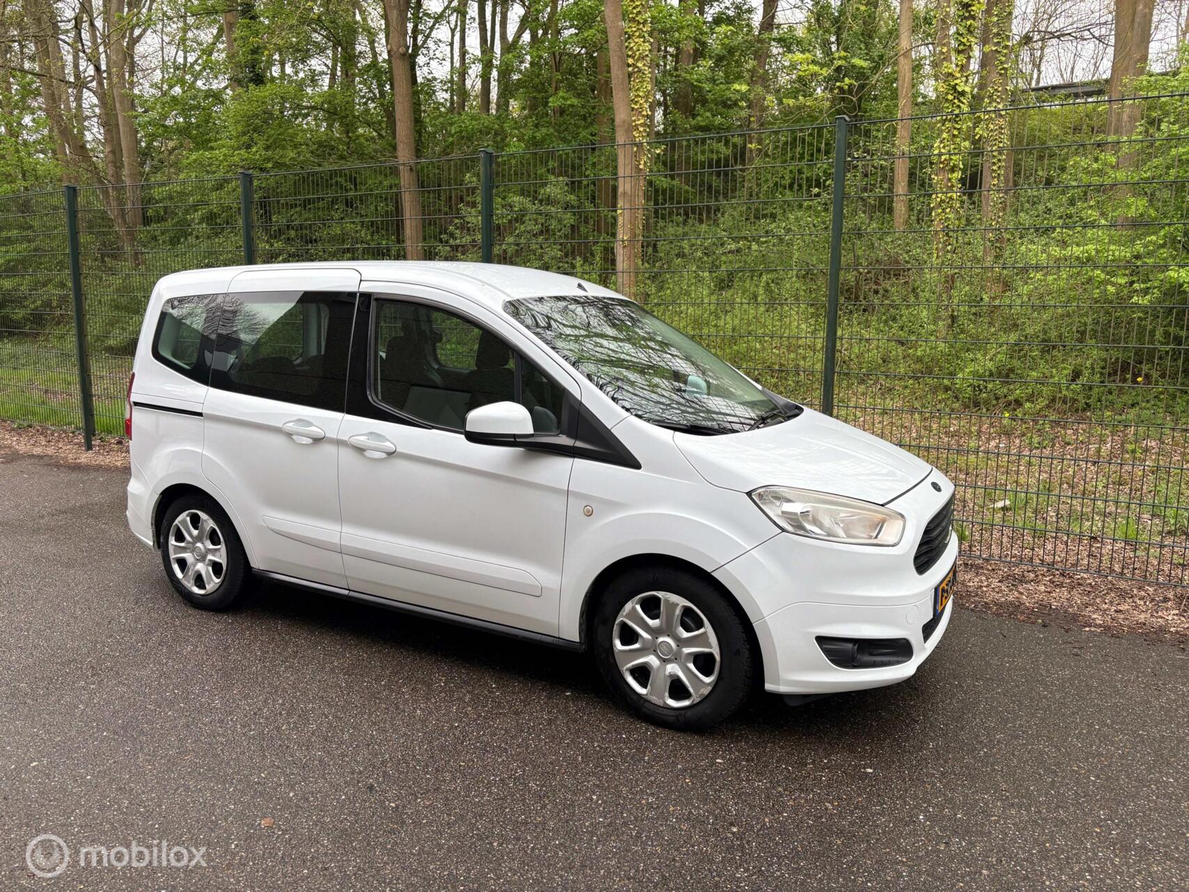 Foto van Ford Tourneo Courier