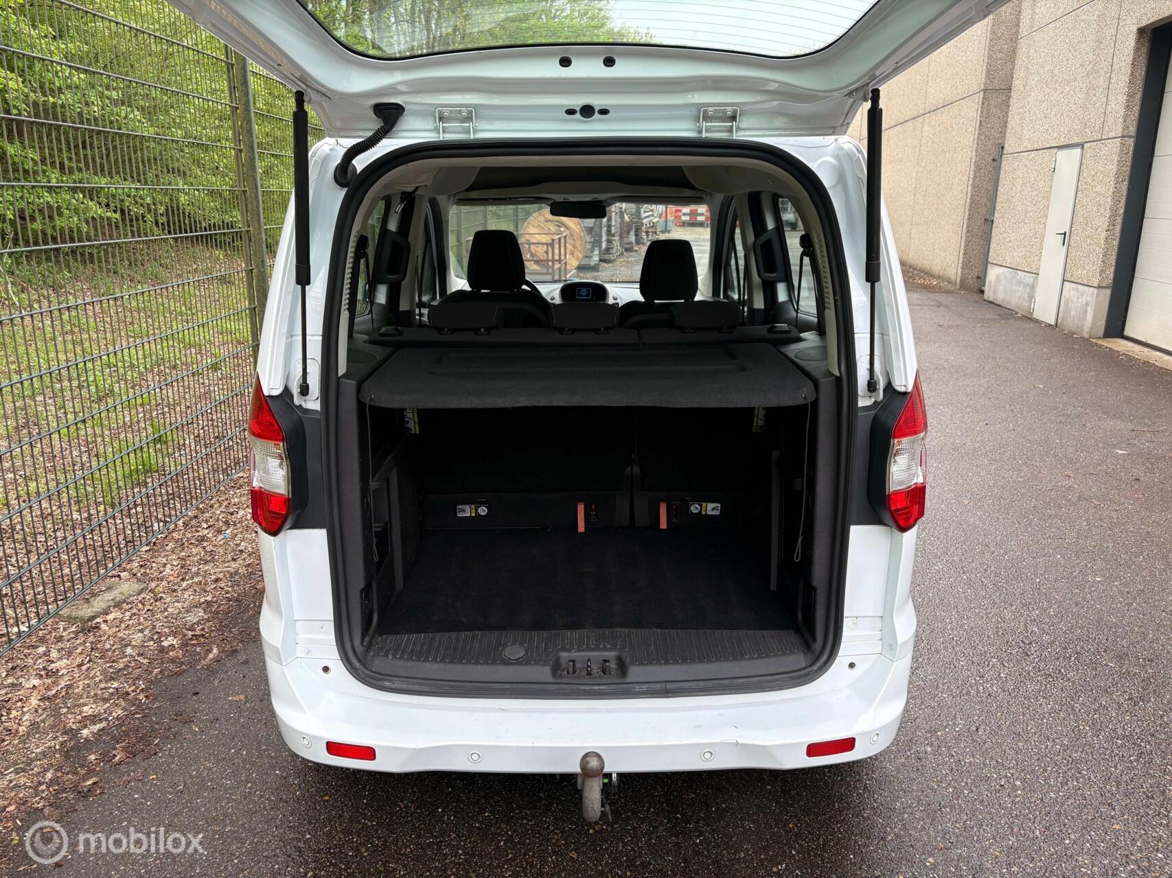 Foto van Ford Tourneo Courier