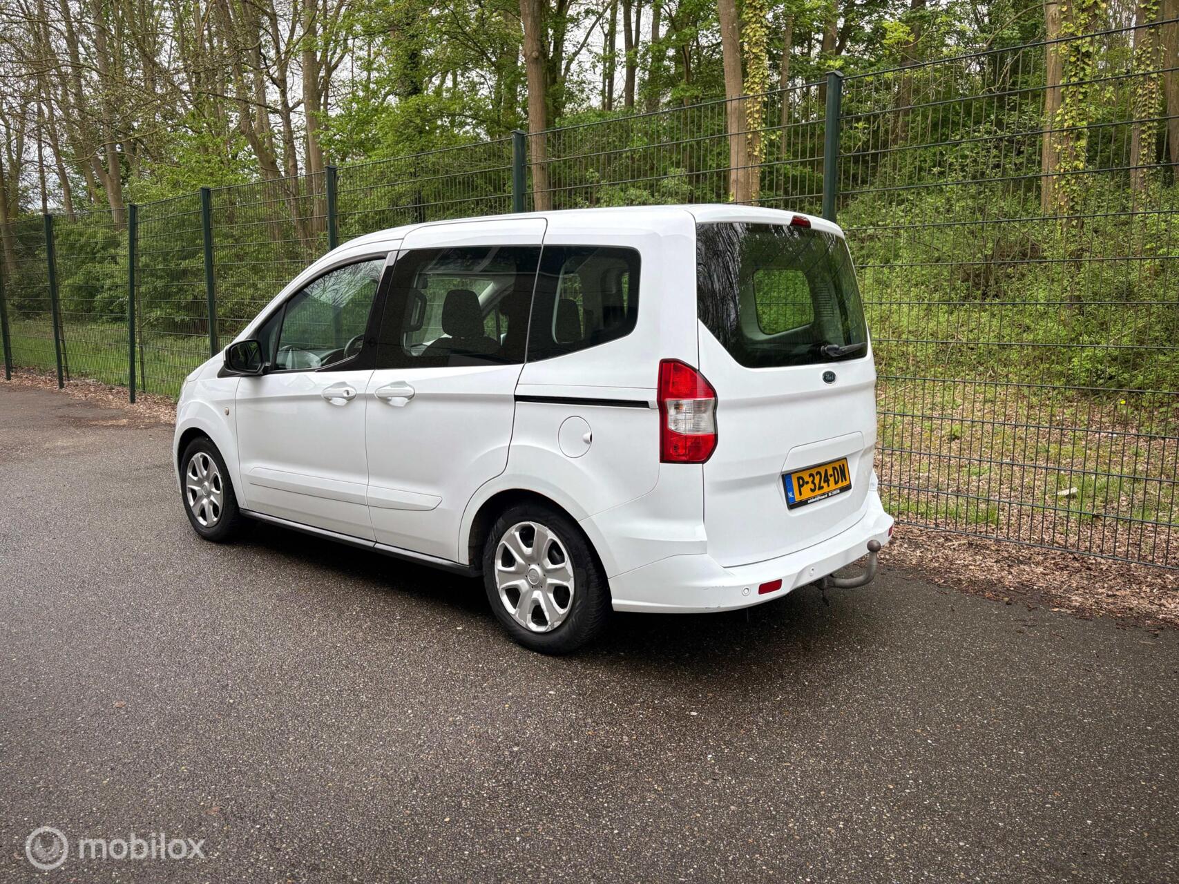 Foto van Ford Tourneo Courier