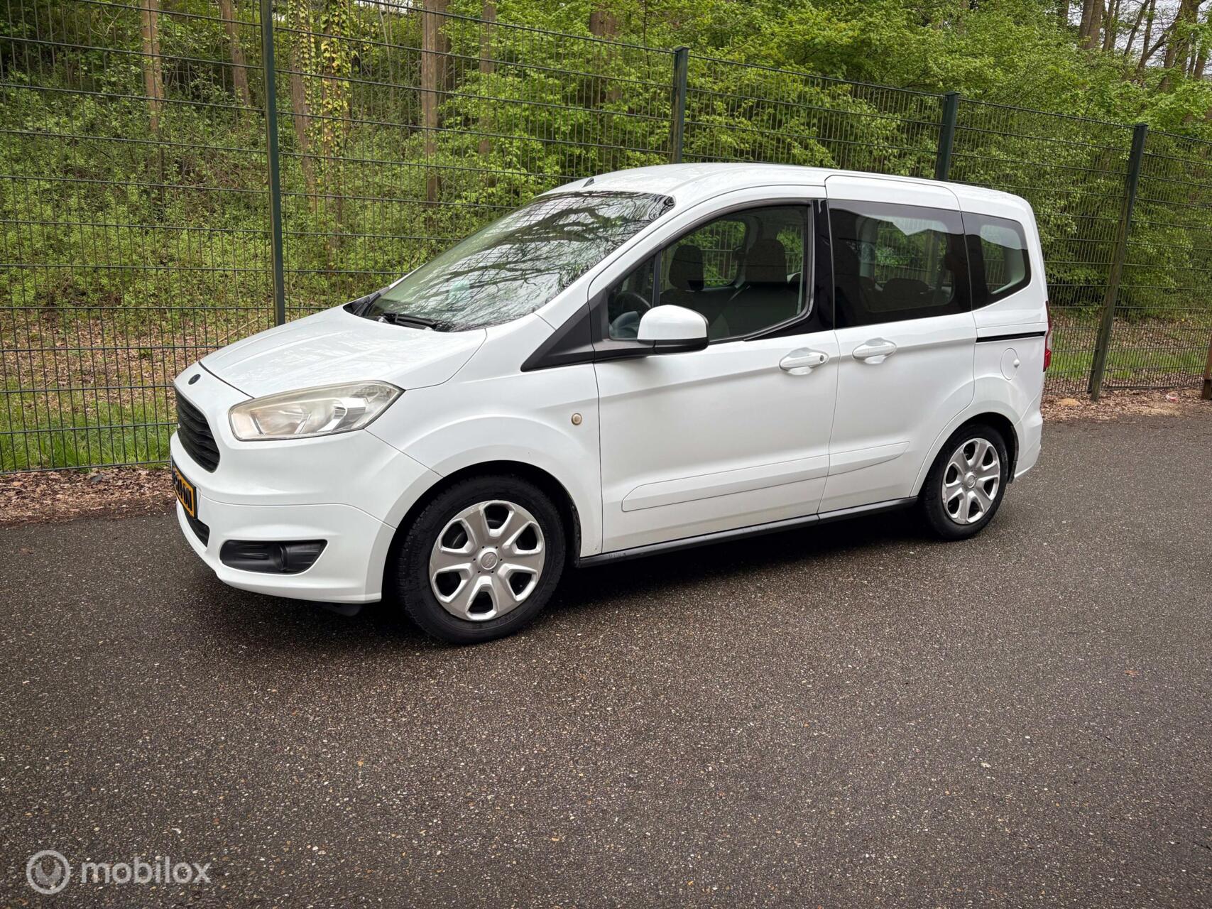Foto van Ford Tourneo Courier