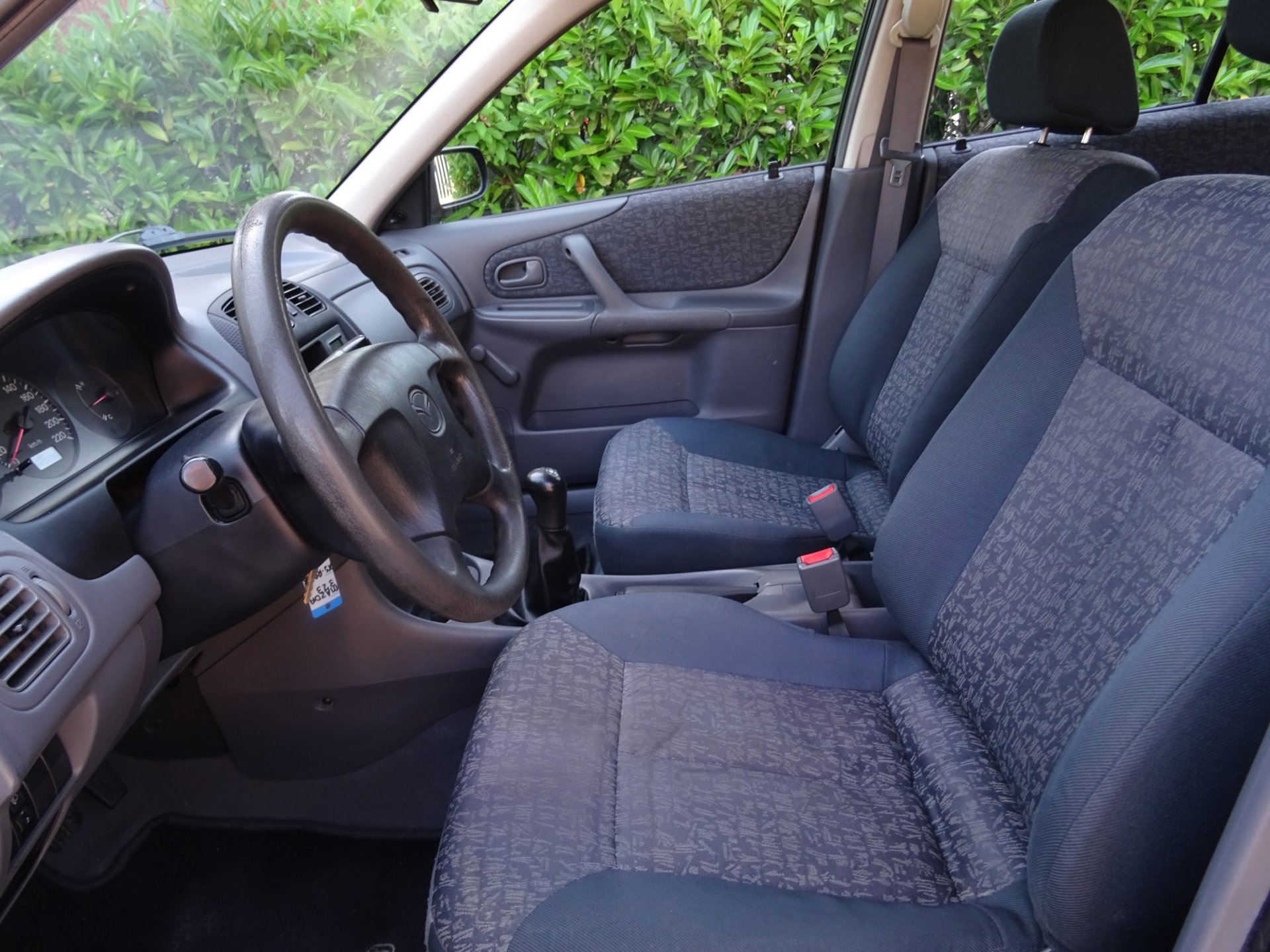 Foto van Mazda Mazda 323f