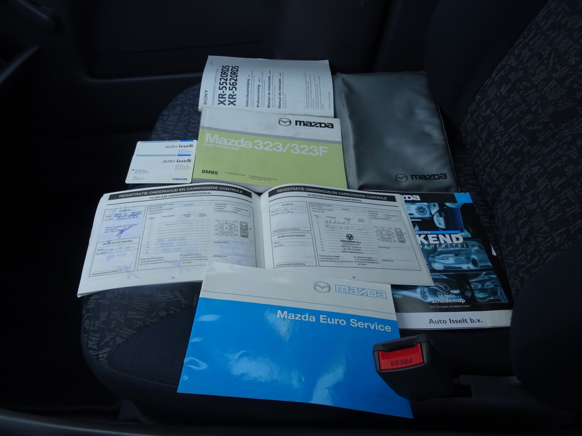 Foto van Mazda Mazda 323f