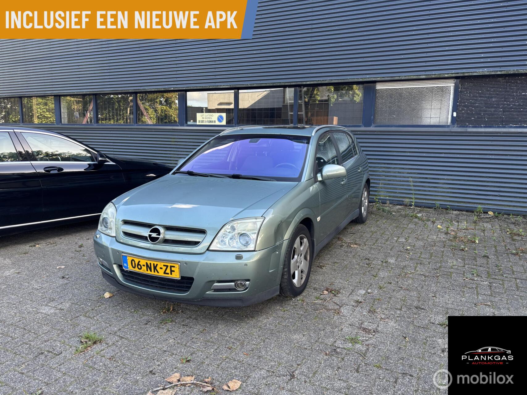 Opel Signum 3.2 V6 Elegance 2003 - voorkant