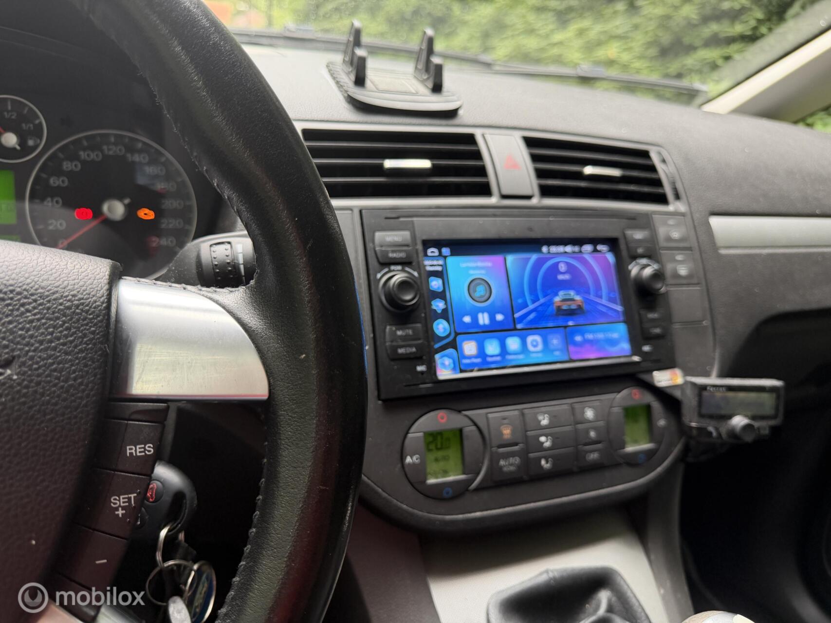 Foto van Ford Focus C-max
