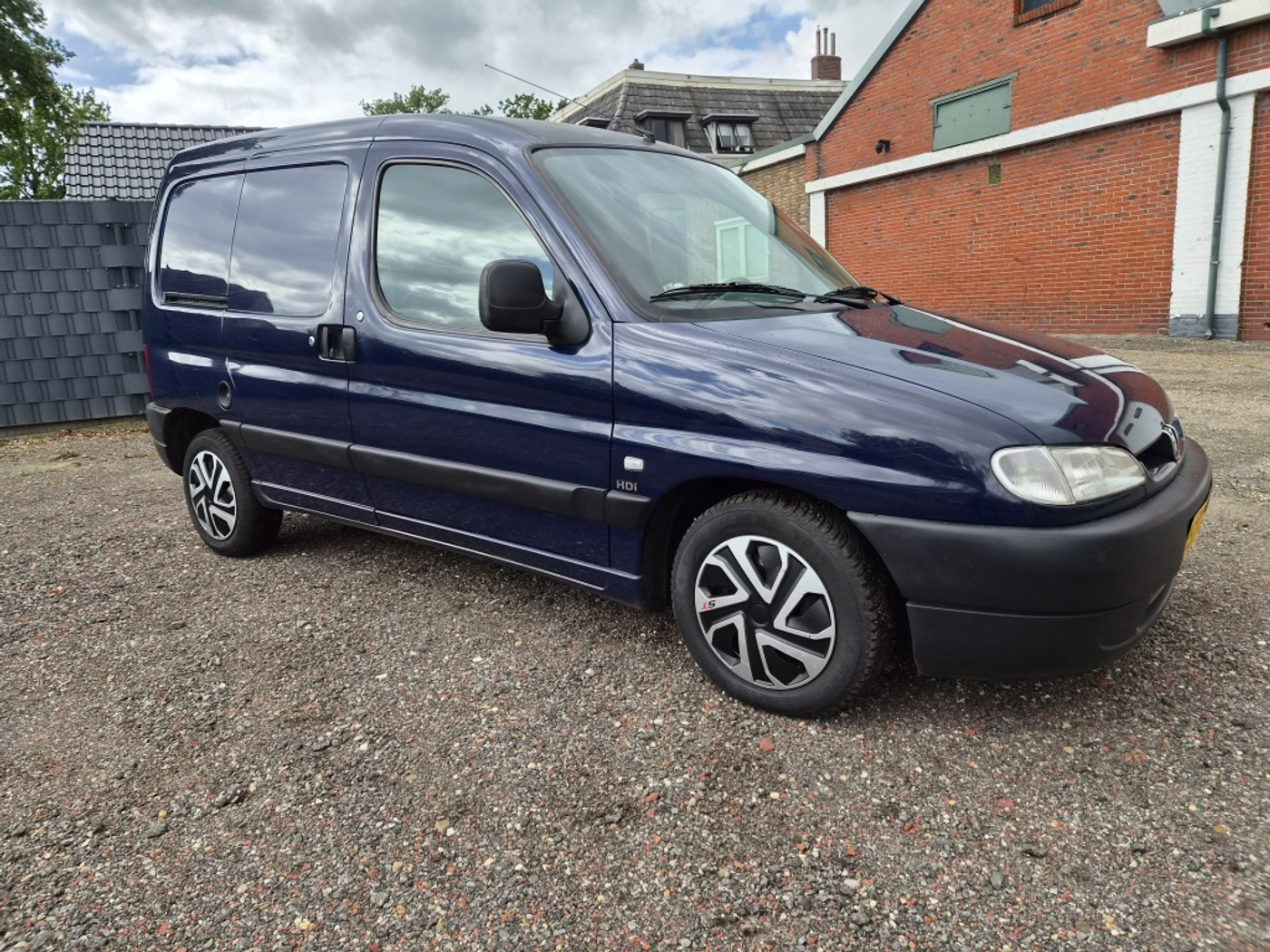 Peugeot Partner 170C 2.0 HDI X 500kg 2001 - voorkant